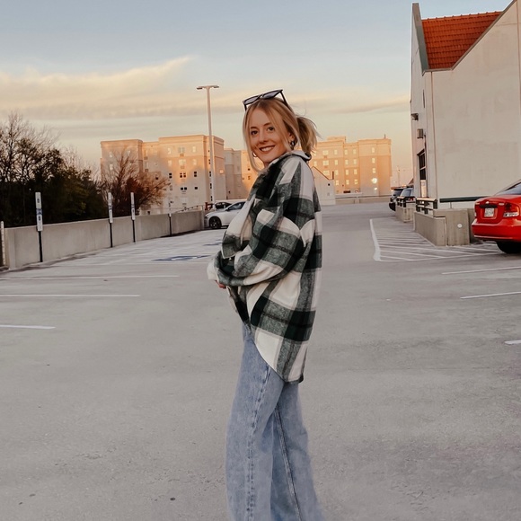 Meet your Posher, Jordan - Picture 1 of 1